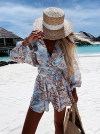 Summer deep V-neck beach style shorts suit