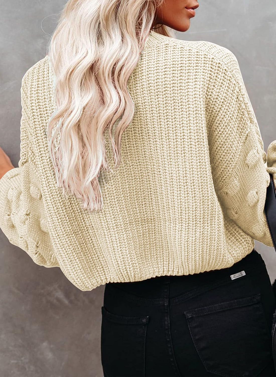 Womens Fall and Winter Fashion Sweater 2022 Crewneck Pom Pom Long Sleeve Chunky Knit Pullover Sweater Oversized Batwing Sleeve Loose Jumper Tops (Apricot, Large)