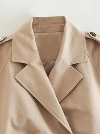 Cropped spring trench coat outfit