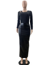 Elastic waistband long skirt back view