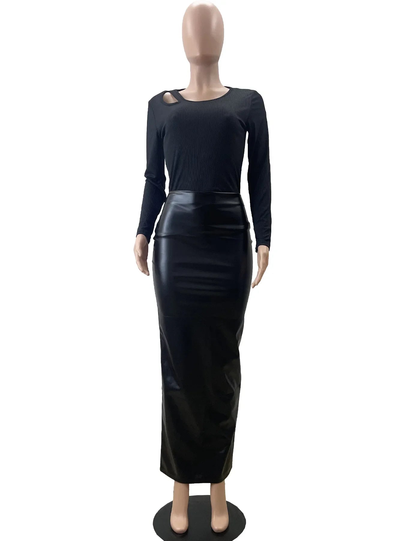Elastic waistband long skirt back view