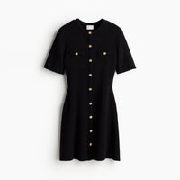 Knitted mini dress outfit idea