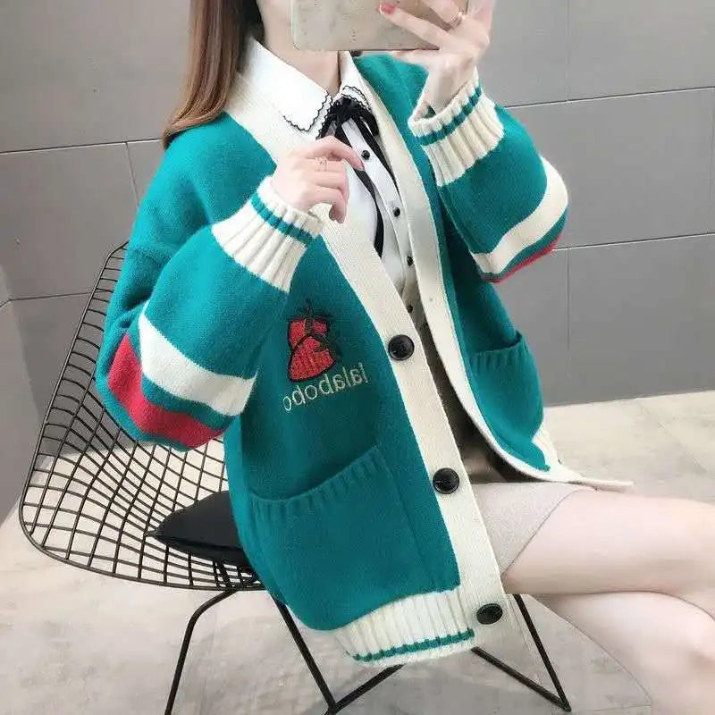 Winter Style Loose Diamond Plaid Long-Sleeve Cardigan