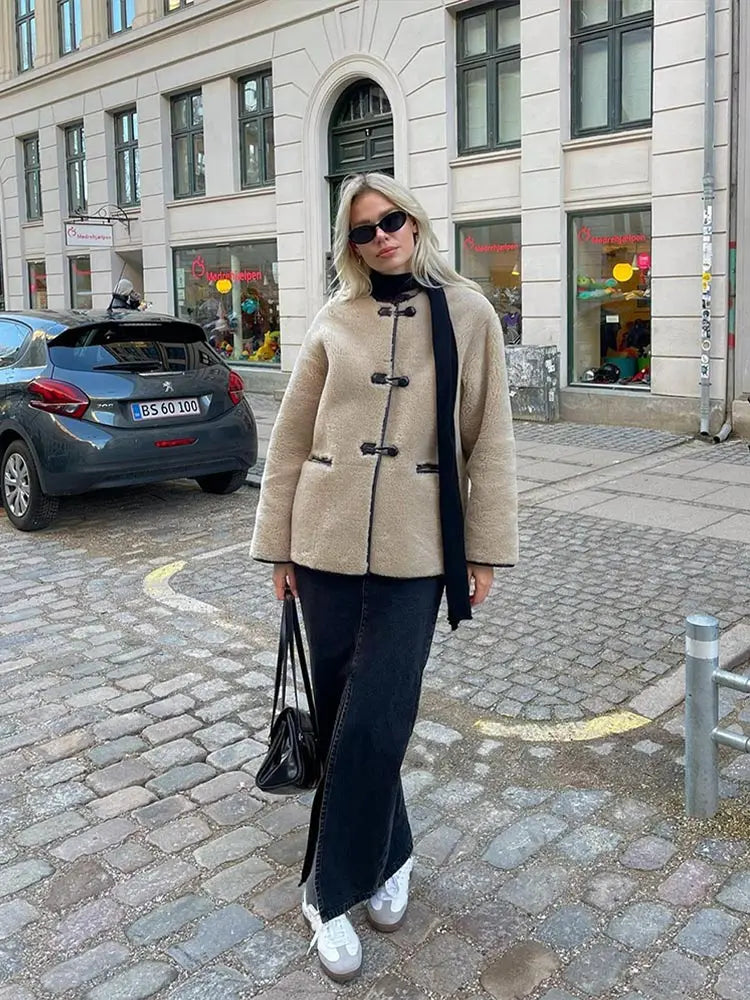 Chic Women's Thermal Lamb Wool Coats