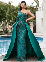 Sequined cocktail dress front view
