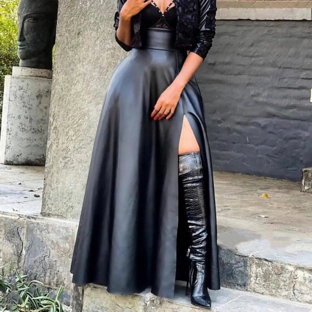 Women’s high waist leather-look skirt